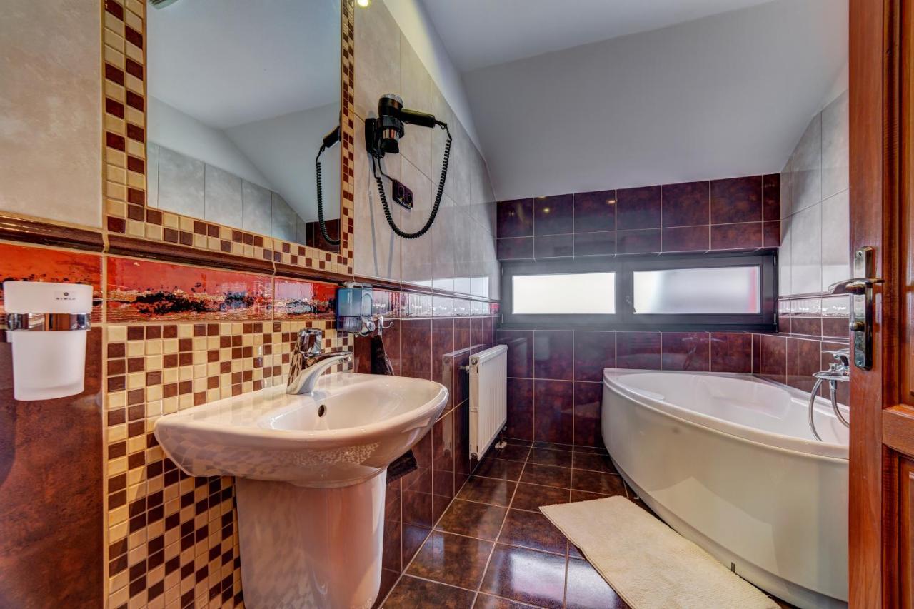 Apartmanovy Dom Slniecko Жьяр Екстер'єр фото