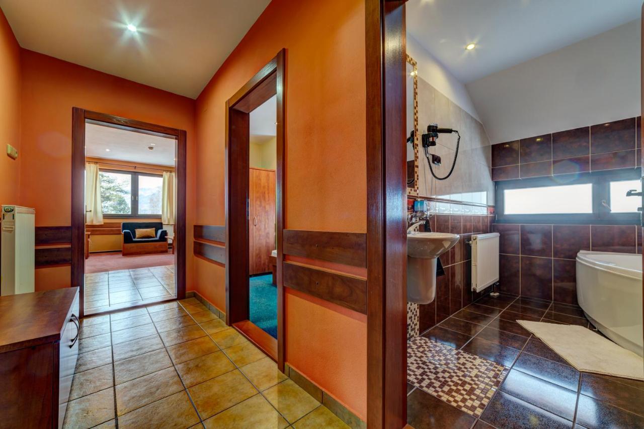 Apartmanovy Dom Slniecko Жьяр Екстер'єр фото