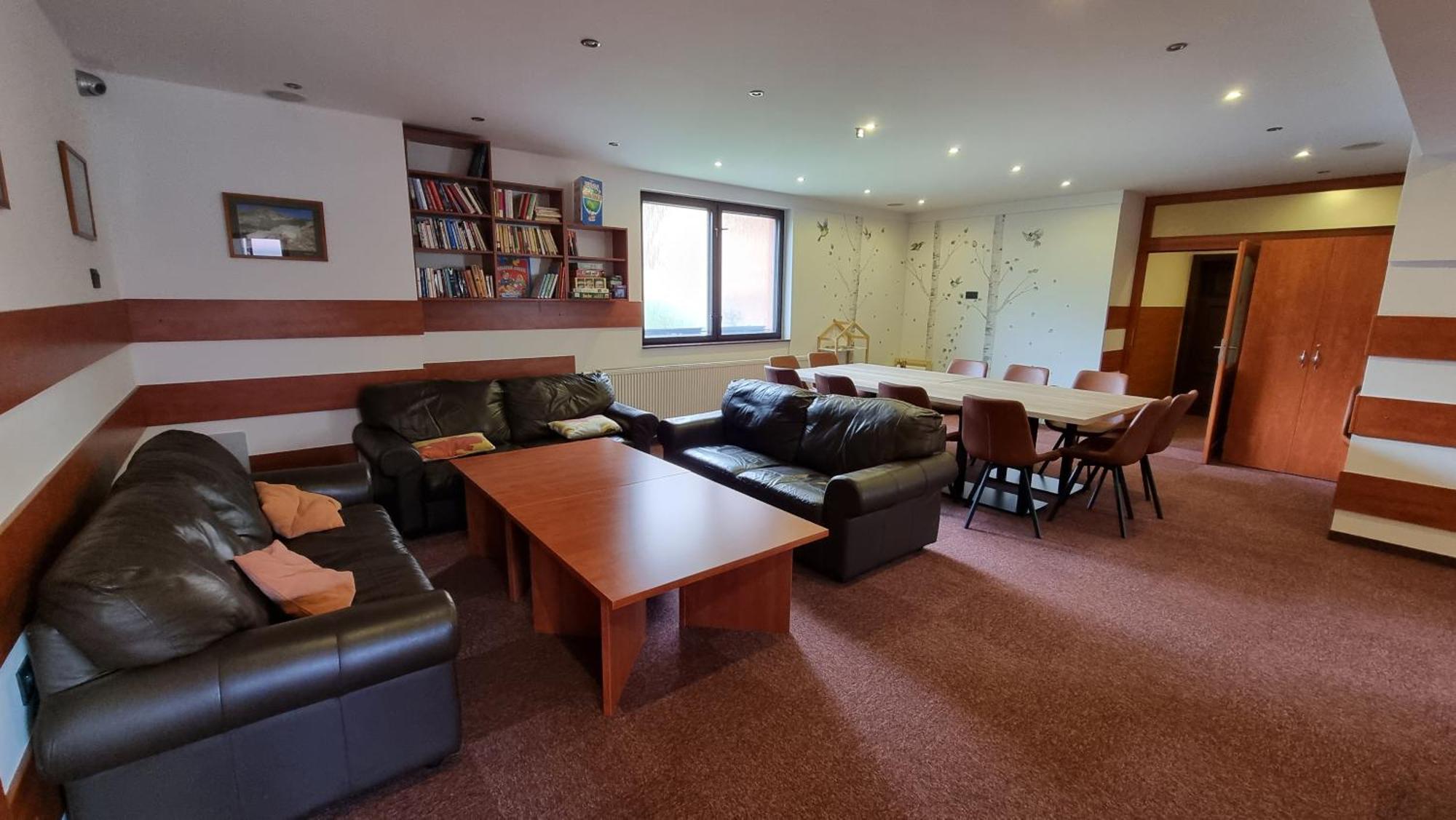 Apartmanovy Dom Slniecko Жьяр Екстер'єр фото