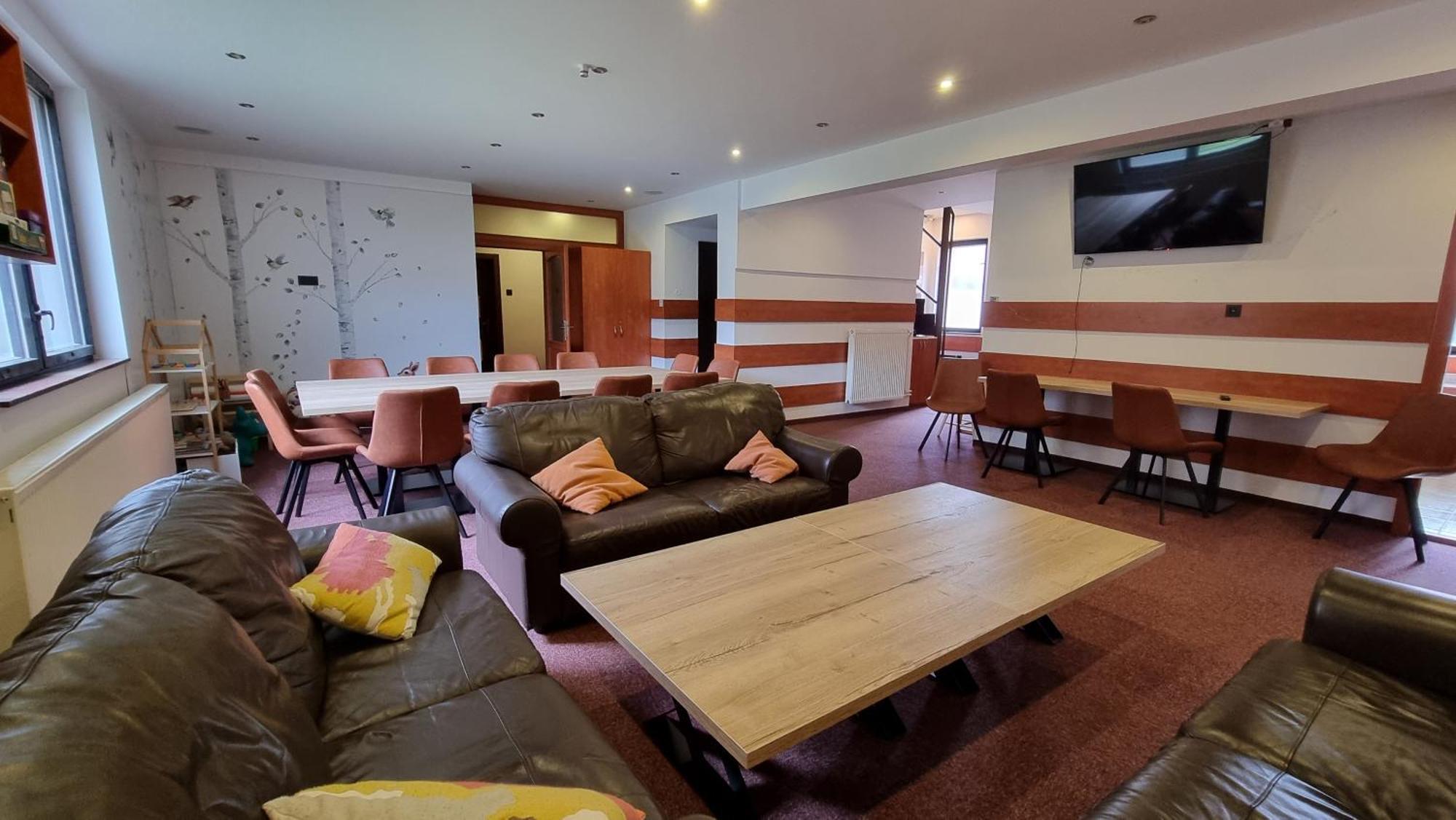 Apartmanovy Dom Slniecko Жьяр Екстер'єр фото